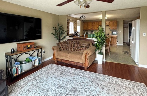 Corinth House | Families Welcome! Corinth Escape w/Lake Views