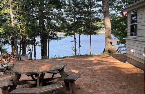 Hollis Center Cottage | Family cottage on Deer Pond within 30 min to Southern ME beaches and activities!