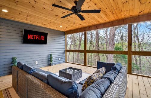 Clarkson House | Family-friendly Clarkson retreat w spacious yard