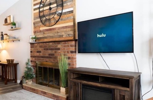 Fargo House | Family-Friendly Farmhouse: Close to NDSU