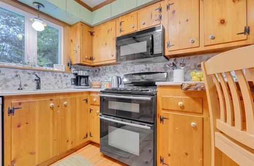 Lyman House | Family Friendly Kennebunk Pond Lakefront Retreat