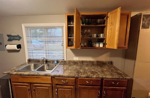Gladwin Cottage | Family-Friendly lakefront cottage on Secord Lake