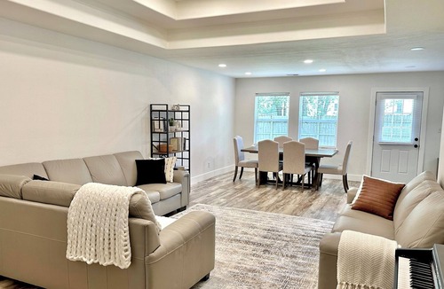 Sedalia House | Family Home in the middle of town