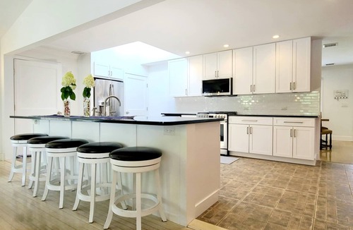 Hampton Bays House | Family/pet friendly home in Hamptons w. Fire pit, pool, close to beaches/dining.