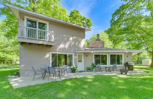Charlevoix House | Family Retreat Near Beach on Lake Charlevoix