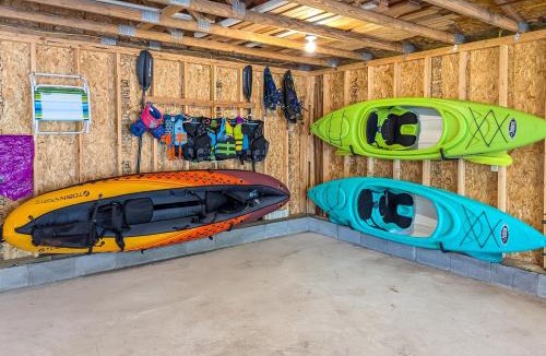 Charlevoix House | Family Retreat Near Beach on Lake Charlevoix