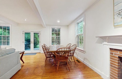 Barnstable House | Family Tides