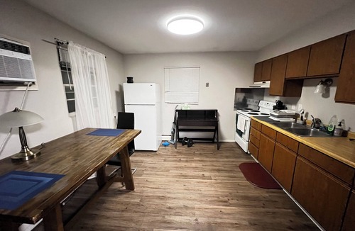 Fargo Apartment | Fantastic 2-bedroom apartment with AC in charming Fargo