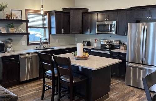 Wisconsin Dells Apartment | Fantastic Location! Downtown Wisconsin Dells