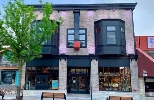 Wisconsin Dells Apartment | Fantastic Location! Downtown Wisconsin Dells