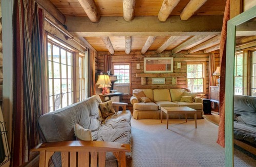 Springfield Cabin | Farm cabin retreat at Kelly’s Jubilee