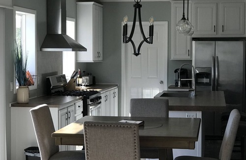 Sharpsburg Other | Farmhouse in Amesville Ohio 20 minutes from Athens.