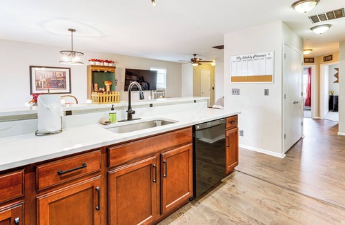 Lochbuie House | Fenced-In Yard w/Deck: Pet-Friendly Lochbuie Home