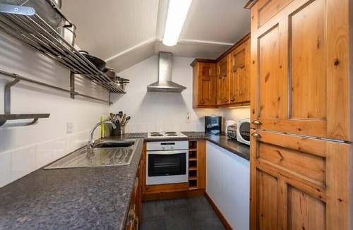 Embleton Cottage | FIDRA, pet friendly, with a garden in Embleton