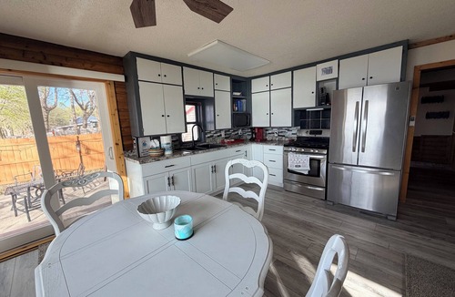 Osakis Cabin | Finch House on Lake Osakis: Charming 2-bedroom cabin