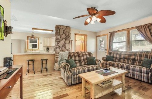 Glouster Cabin | Find Your Perfect Escape at Red Oak Cabin