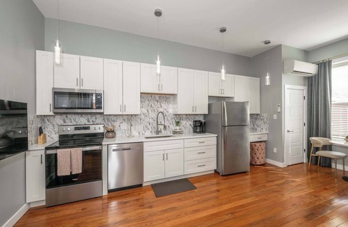 Over-the-Rhine Apartment | Findlay Market Suite 5 – For 2!