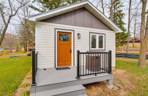Luck House | Fish, Swim & Explore! 2-Cabin Camp on Round Lake
