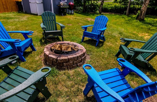 Markesan Cabin | Fisherman's Retreat | Arcades | Firepit | Grill
