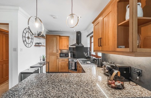 Banavie Apartment | Flat 7, Canalside Apartments