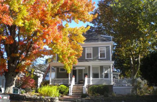 Rosemont Bed & Breakfast | Fleetwood House Bed and Breakfast