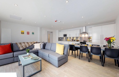 Newcastle-upon-Tyne Apartment | For Students Only The Bridge in Newcastle
