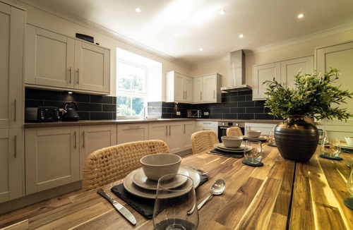 Bellingham House | Foundry Farm House - 4 bedrooms