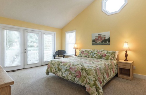 Grand Rivers Condo | Four Bedroom Yacht Condo