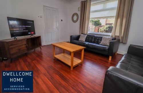 West Boldon House | Free Driveway Parking 3 Bedroom Boldon House Nissan 10 mins, Fast WIFI, Ideal for long term contractor, etc stays - Dwellcome Home Ltd - see our site for assurance