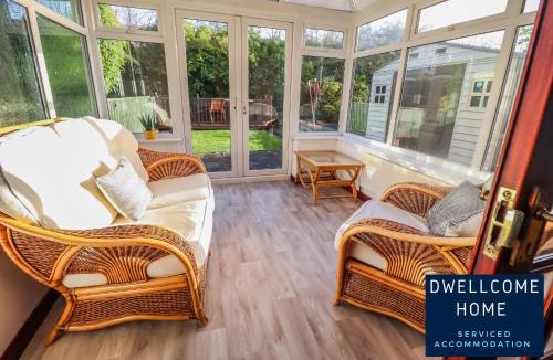 West Boldon House | Free Driveway Parking 3 Bedroom Boldon House Nissan 10 mins, Fast WIFI, Ideal for long term contractor, etc stays - Dwellcome Home Ltd - see our site for assurance