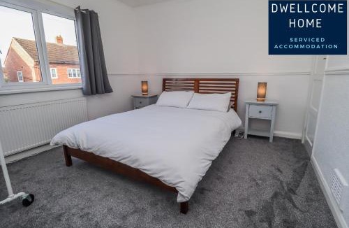 West Boldon House | Free Driveway Parking 3 Bedroom Boldon House Nissan 10 mins, Fast WIFI, Ideal for long term contractor, etc stays - Dwellcome Home Ltd - see our site for assurance