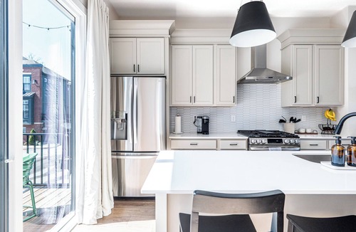 Westfield House | #Free Golf Cart Luxe Townhome near Grand Park!