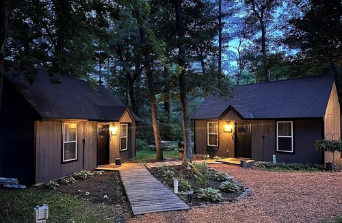 Wisconsin Dells Cabin | Freedom Cabin with Sandstone Canyon & Dock on the WI River in Wisconsin Dells