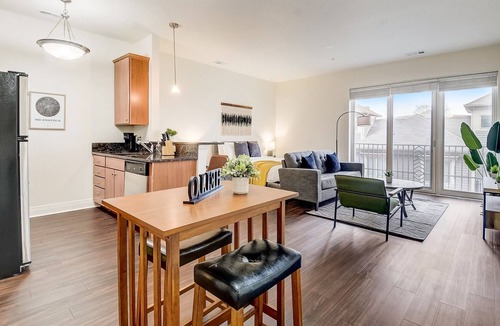 Cole-Noble District Apartment | Frontdesk | Studio Apt by Lucas Oil Stadium