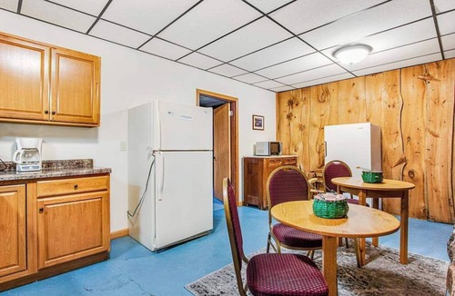 Presque Isle House | Full hotel with bar, commercial kitchen, pool table & fireplaces - dog-friendly