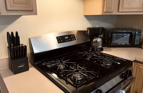 Mitchell House | Full House Sleeps 12