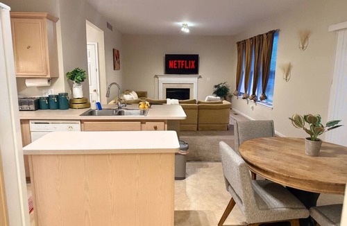 Mitchell House | Full House Sleeps 12