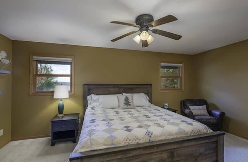 Lac du Flambeau Cabin | Full Loon Cabin by Patriot Properties