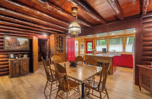 New Era House | Fully Restored Lakefront Cabin on Stony Lake