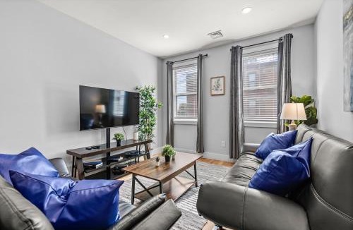 Harbor View - Orient Heights Apartment | Furnished Apartment Near Logan Airport