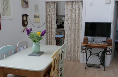 Newburgh Apartment | Gallery Flat