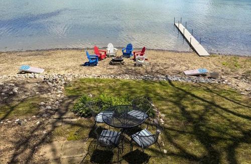 Bronson House | Game Room & Outdoor Fun - Gilead Lake Getaway!