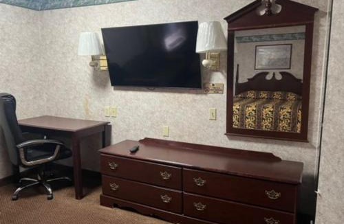 New Castle Hotel | Garden Inn