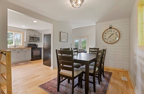 Rockbridge Cottage | Gayles - Lakeview Cottage