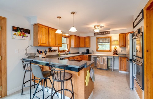 Topsham House | Generous Living in a Warm, Welcoming Home
