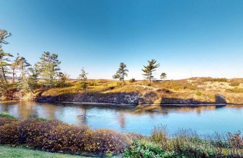 Glen Arbor House | Gentle Winds 9 10
