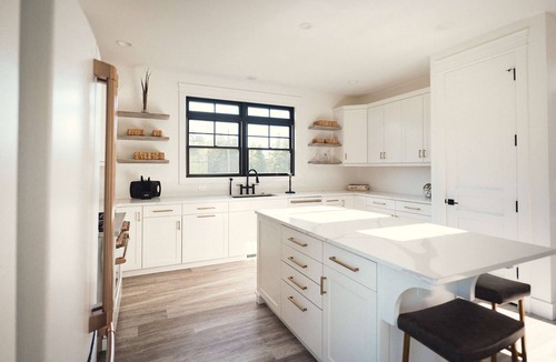 Williamsburg House | Giuliana Rose Farmhouse