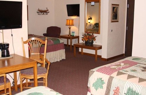 Jamestown Hotel | Gladstone Inn & Suites