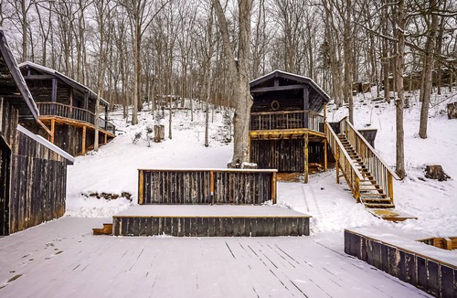 Lynx Cabin | Glamping Cabin | Huge Window | Cliff and Animal Views