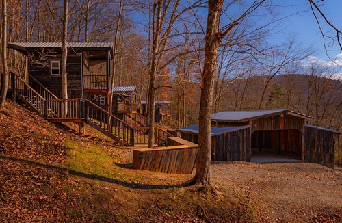 Lynx Cabin | Glamping Cabin | Huge Window | Cliff and Animal Views